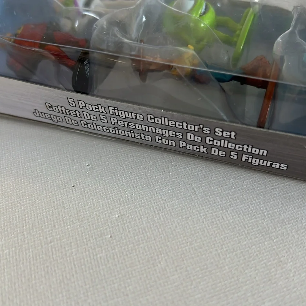 NWT Pixar Die Cast Metal Mini Figures